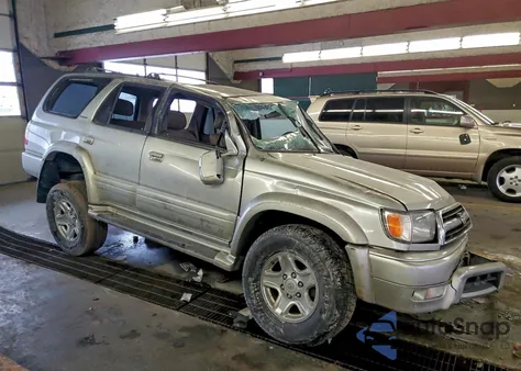 1999 Toyota 4Runner Limited z USA, uszkodzony, nr VIN JT3HN87R6X0242264